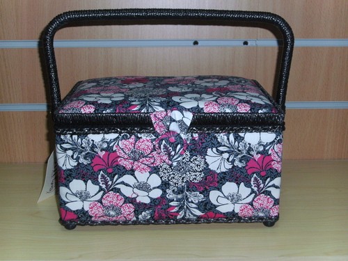 Bnwt pink fuschia white - bnwt, pink/fuschia/white/black