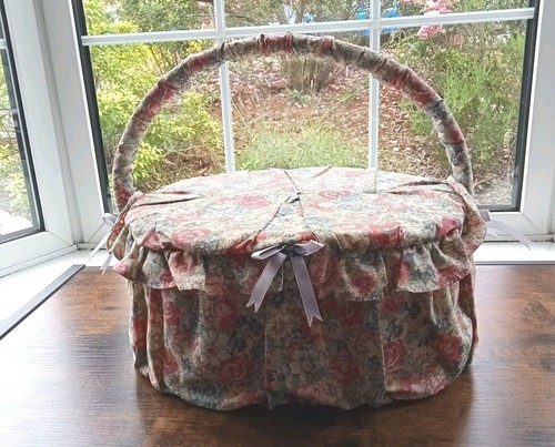Vintage sewing box - sewing, with