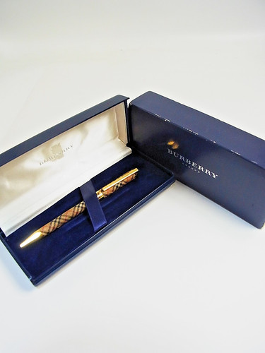 Burberry nova check - burberry,