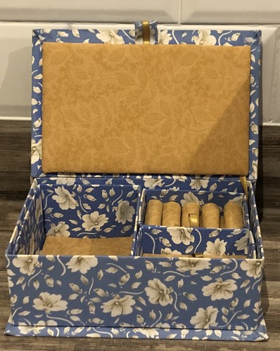 Vintage blue floral fabric - vintage,